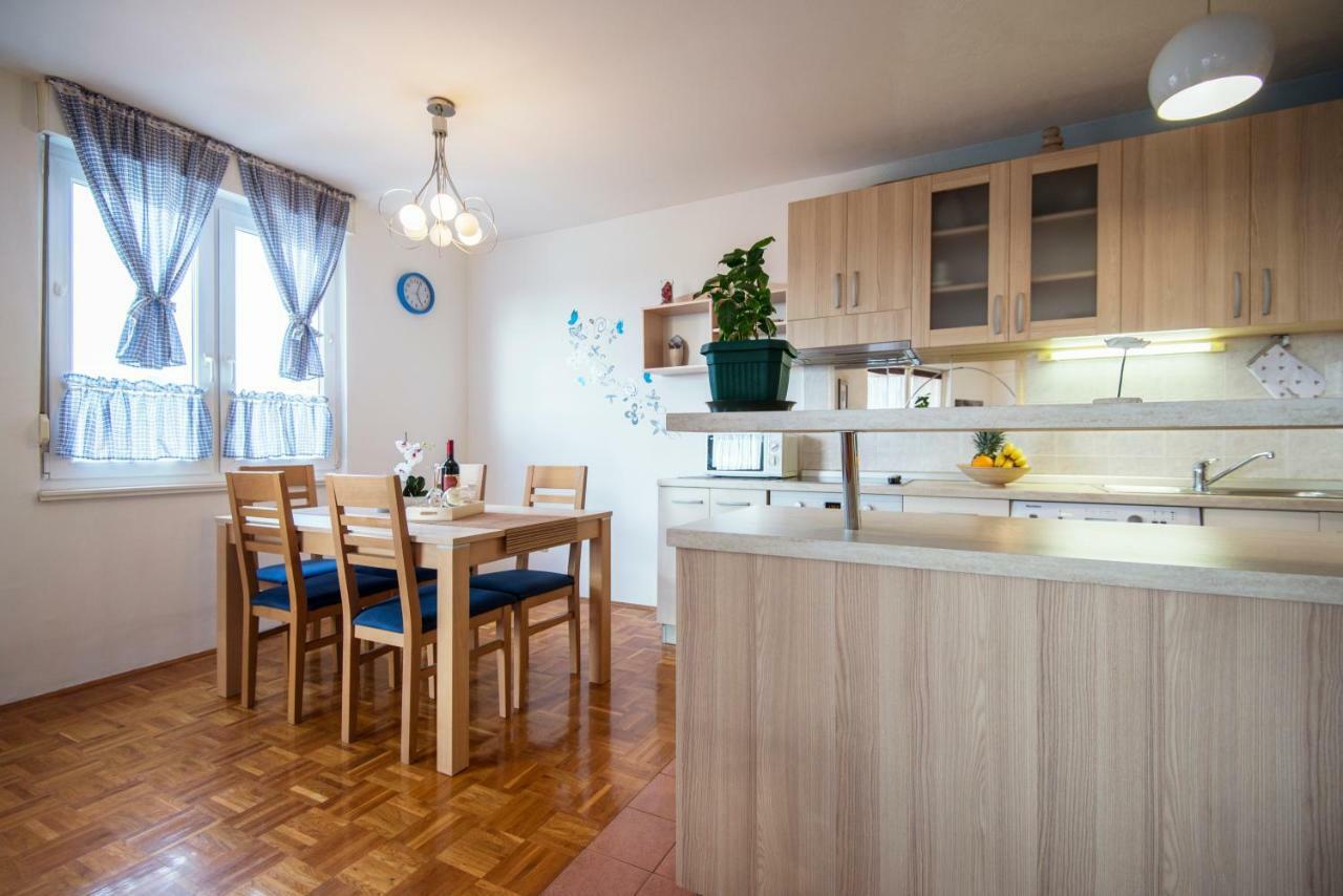 Apartment Martha Deluxe. Задар Екстер'єр фото